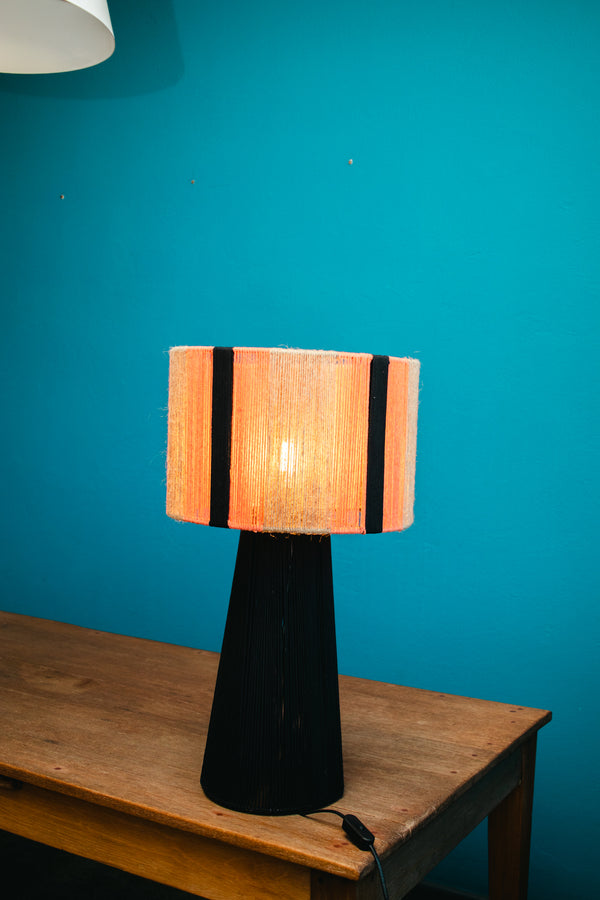 Golden weave table lamp