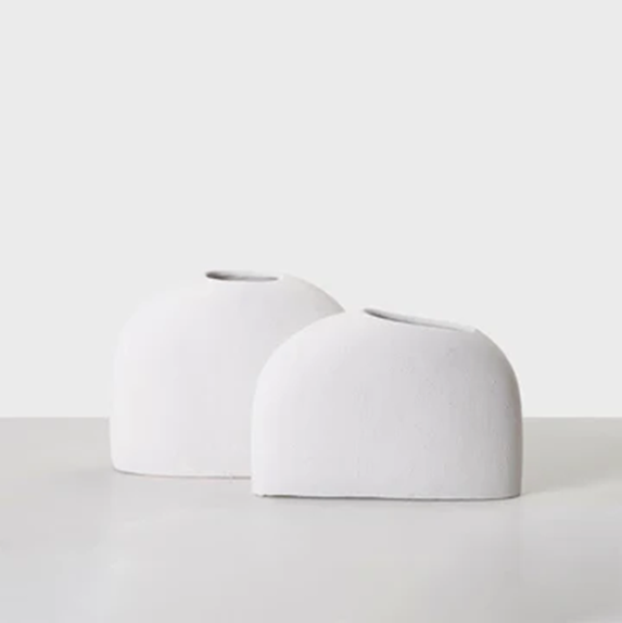 Shoulder vase set of 2